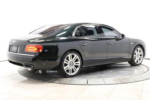 Midnight Emerald Metallic 2016 Bentley Flying Spur W12