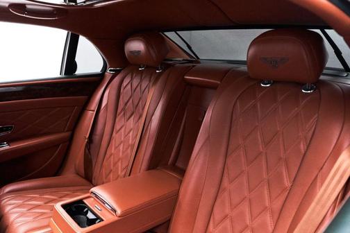 Midnight Emerald Metallic 2016 Bentley Flying Spur W12