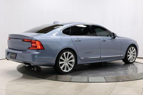 2019 Volvo S90 T8 Inscription