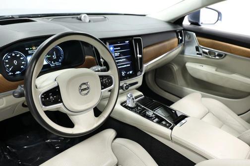 2019 Volvo S90 T8 Inscription