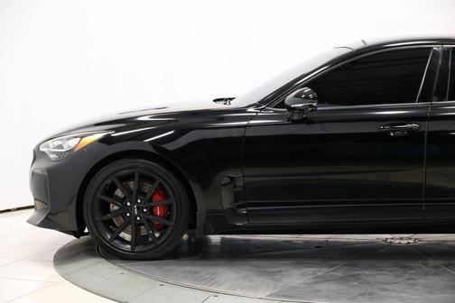 2022 Kia Stinger GT2