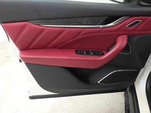 2023 Maserati Levante Modena S