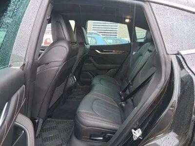 Nero 2020 Maserati Levante S GranSport