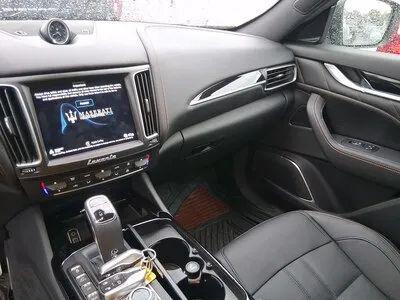 Nero 2020 Maserati Levante S GranSport