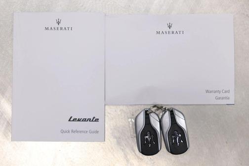 Nero 2020 Maserati Levante S GranSport