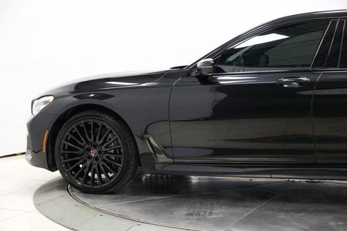 2019 BMW 750 i xDrive