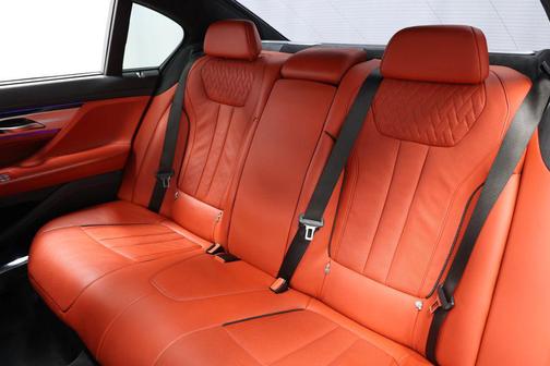 2019 BMW 750 i xDrive