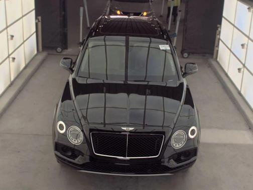 Black 2019 Bentley Bentayga V8