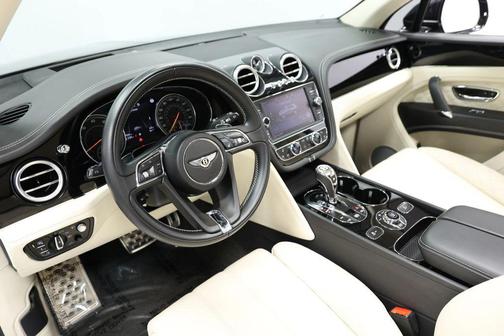 Black 2019 Bentley Bentayga V8