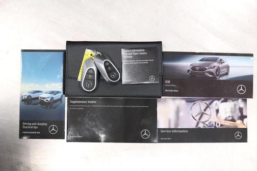 MANUFAKTUR Alpine Grey Non-Metallic 2023 Mercedes-Benz EQE 500 4MATIC+