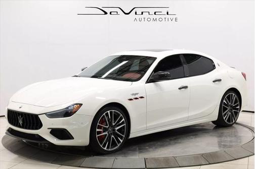 2022 Maserati Ghibli Trofeo