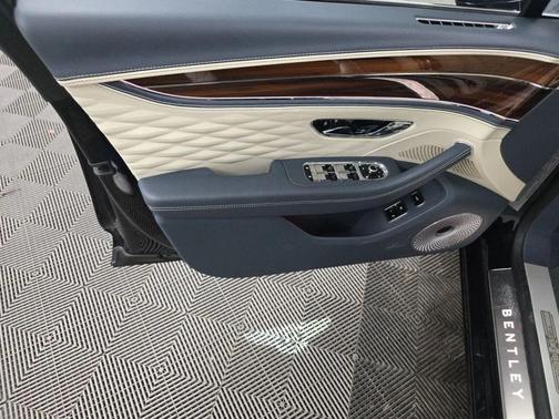 2020 Bentley Flying Spur W12