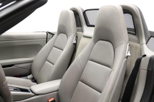 2014 Porsche Boxster Convertible 2D