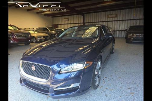 Loire Blue Metallic 2019 Jaguar XJ R-Sport