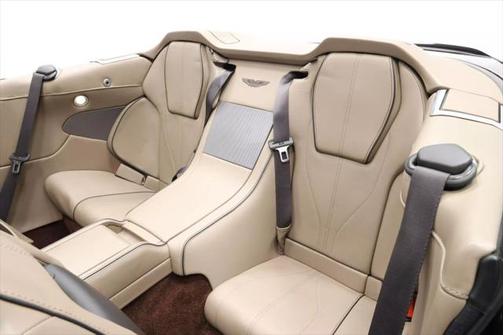 2015 Aston Martin DB9 Volante Carbon Edition