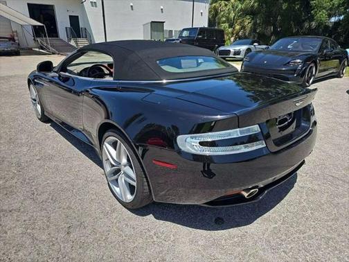 2015 Aston Martin DB9 Volante Carbon Edition
