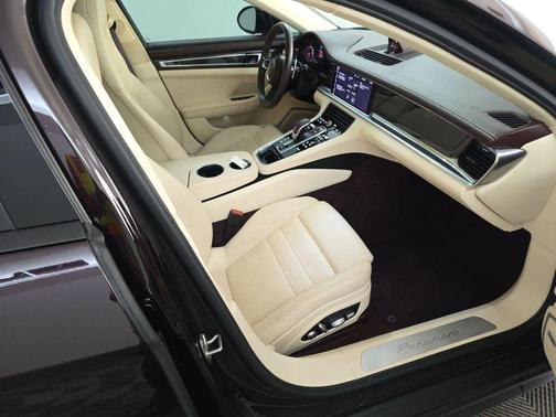 2021 Porsche Panamera Sedan 4D