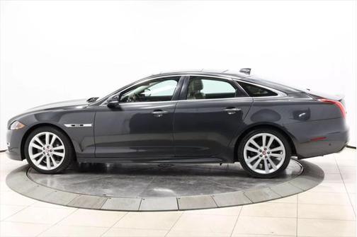2017 Jaguar XJ XJ R-Sport