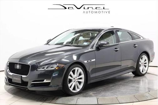 2017 Jaguar XJ XJ R-Sport