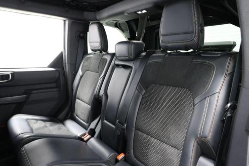 SHELTER GREEN 2024 Ford Bronco Raptor