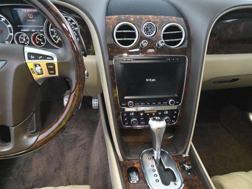 2015 Bentley Flying Spur Base