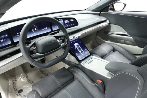 Eureka Gold 2022 Lucid Air Dream Edition