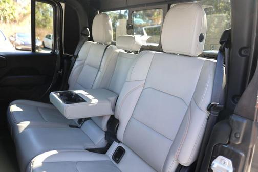 2022 Jeep Gladiator Mojave 4x4