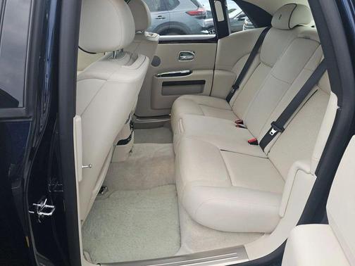 2016 Rolls-Royce Ghost Series II Sedan 4D
