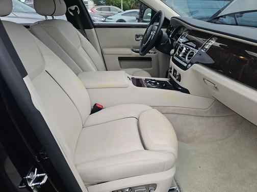 2016 Rolls-Royce Ghost Series II Sedan 4D