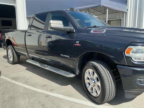 2019 RAM 2500 Big Horn Crew Cab 4x4 8' Box