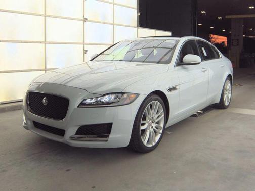 2016 Jaguar XF 35t Prestige