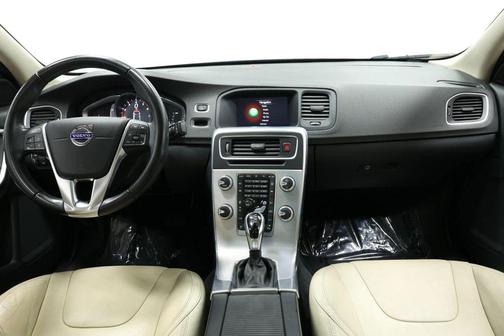 2018 Volvo S60 T5 Dynamic