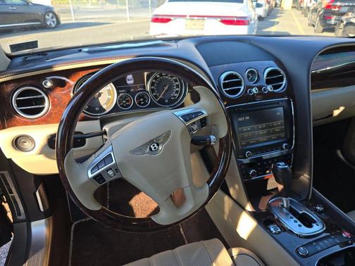 2014 Bentley Flying Spur Base