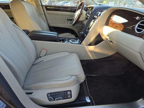 2014 Bentley Flying Spur Base