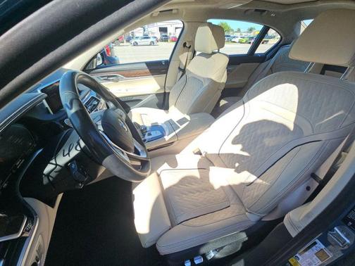 2020 BMW 750 i xDrive