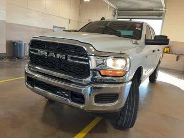 2022 RAM 2500 Tradesman Crew Cab 4x4 6'4' Box