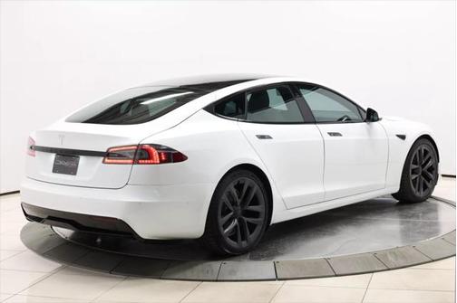 2021 Tesla Model S Long Range