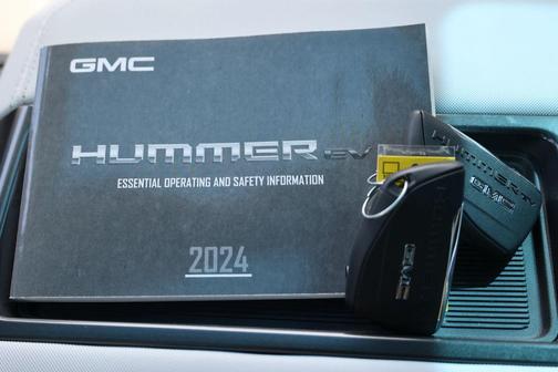 2024 GMC HUMMER EV SUV 3X