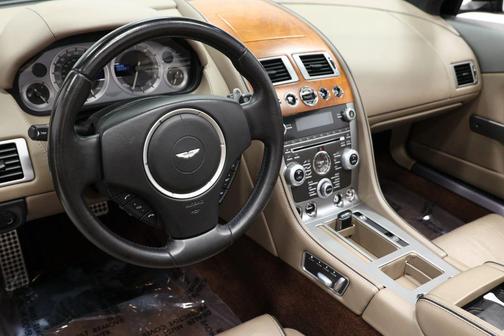 2015 Aston Martin DB9 Volante Carbon Edition