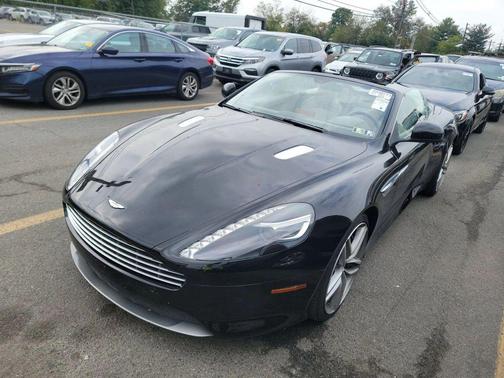 2015 Aston Martin DB9 Volante Carbon Edition