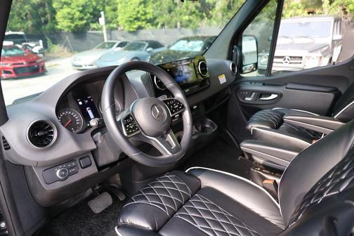 Obsidian Black Metallic 2021 Mercedes-Benz Sprinter 3500XD High Roof