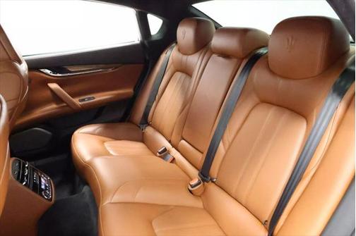 2017 Maserati Quattroporte GTS GranSport