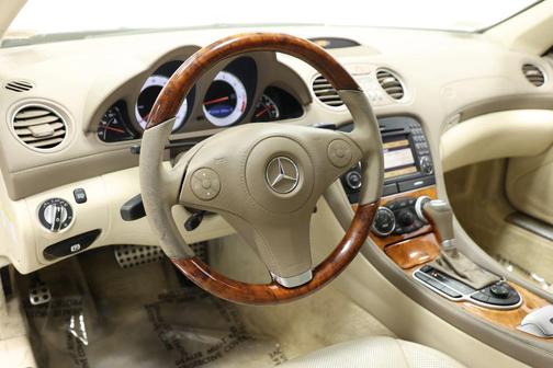 2009 Mercedes-Benz SL-Class SL 550 Roadster 2D