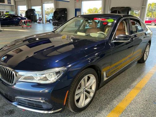 2016 BMW 750 i xDrive