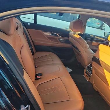 2016 BMW 750 i xDrive