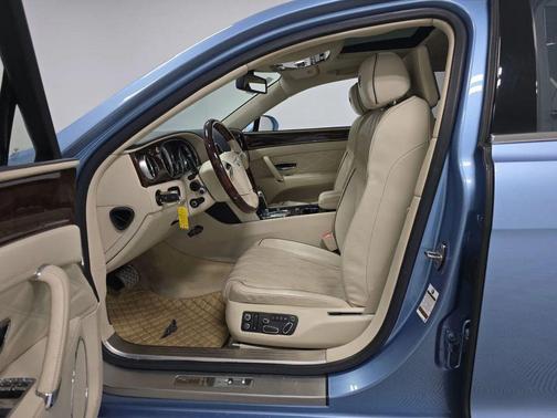 2014 Bentley Flying Spur Base