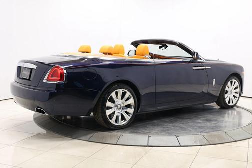2016 Rolls-Royce Dawn Convertible 2D