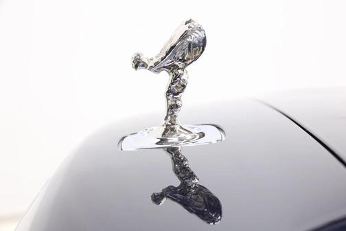 2016 Rolls-Royce Dawn Convertible 2D