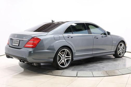 Flint Gray Metallic 2011 Mercedes-Benz S-Class S 65 AMG Sedan 4D
