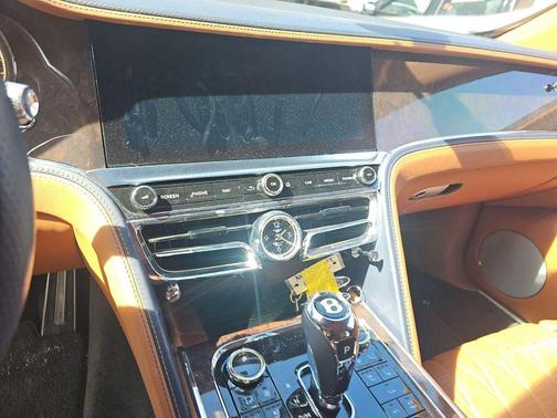 2022 Bentley Flying Spur V8